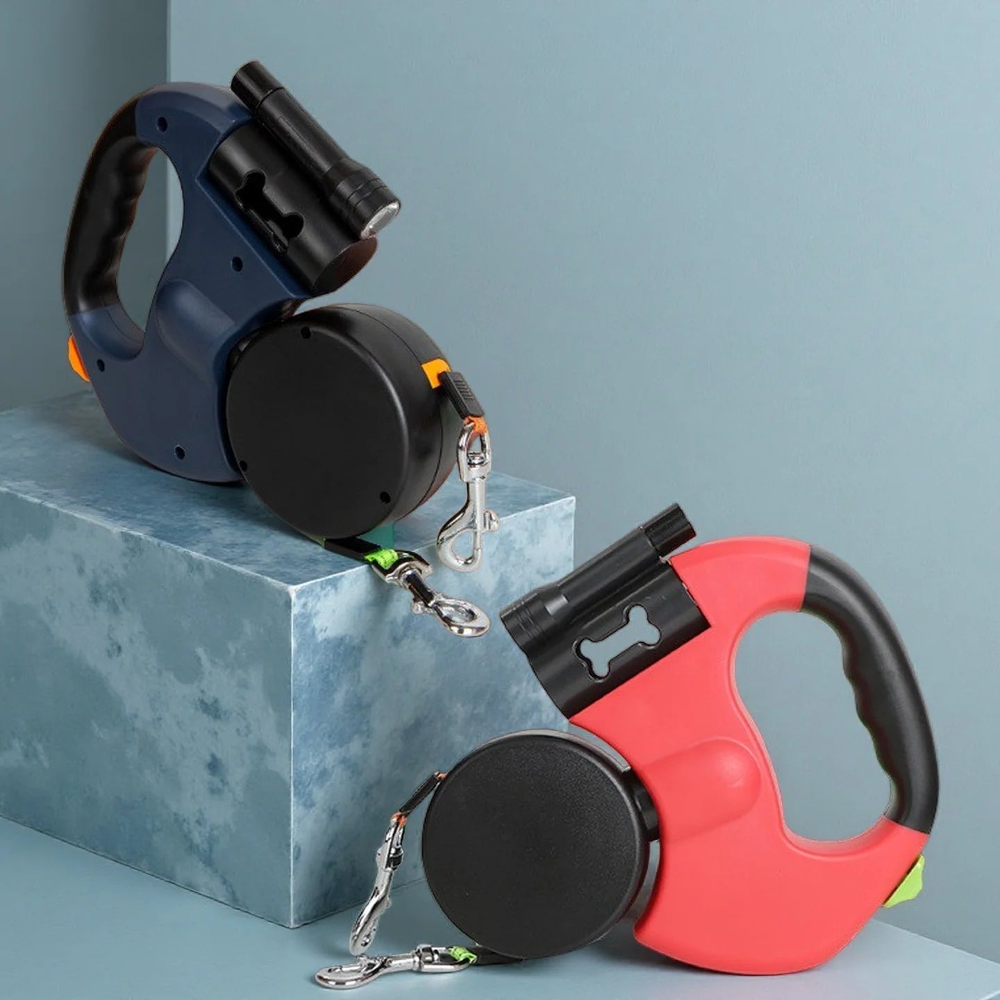 Retractable Dual Dog Leash with LED Light - No Tangle