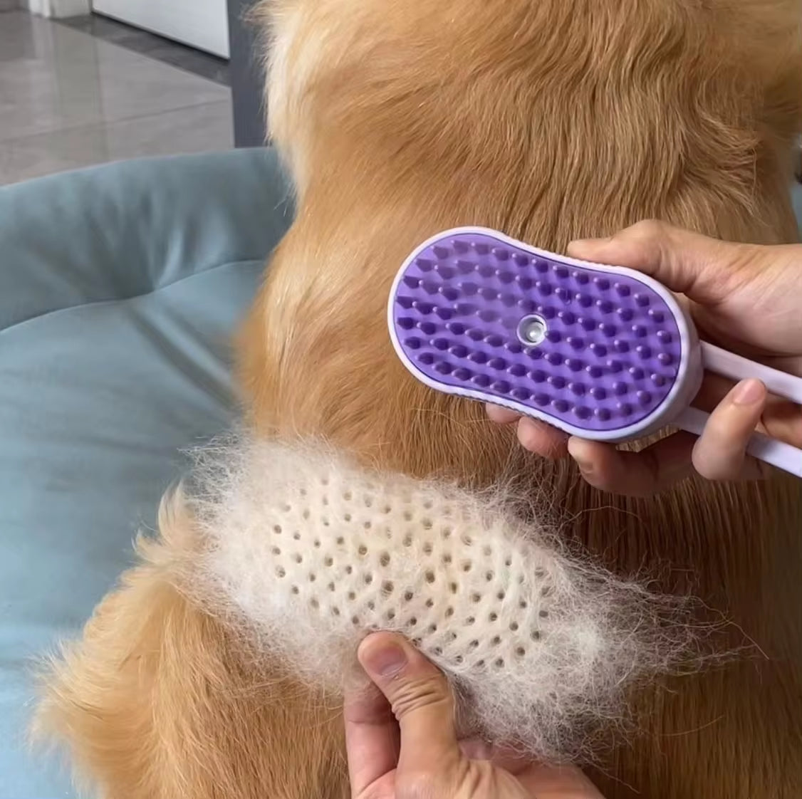 Electric Spray Grooming Comb for Cats & Dogs